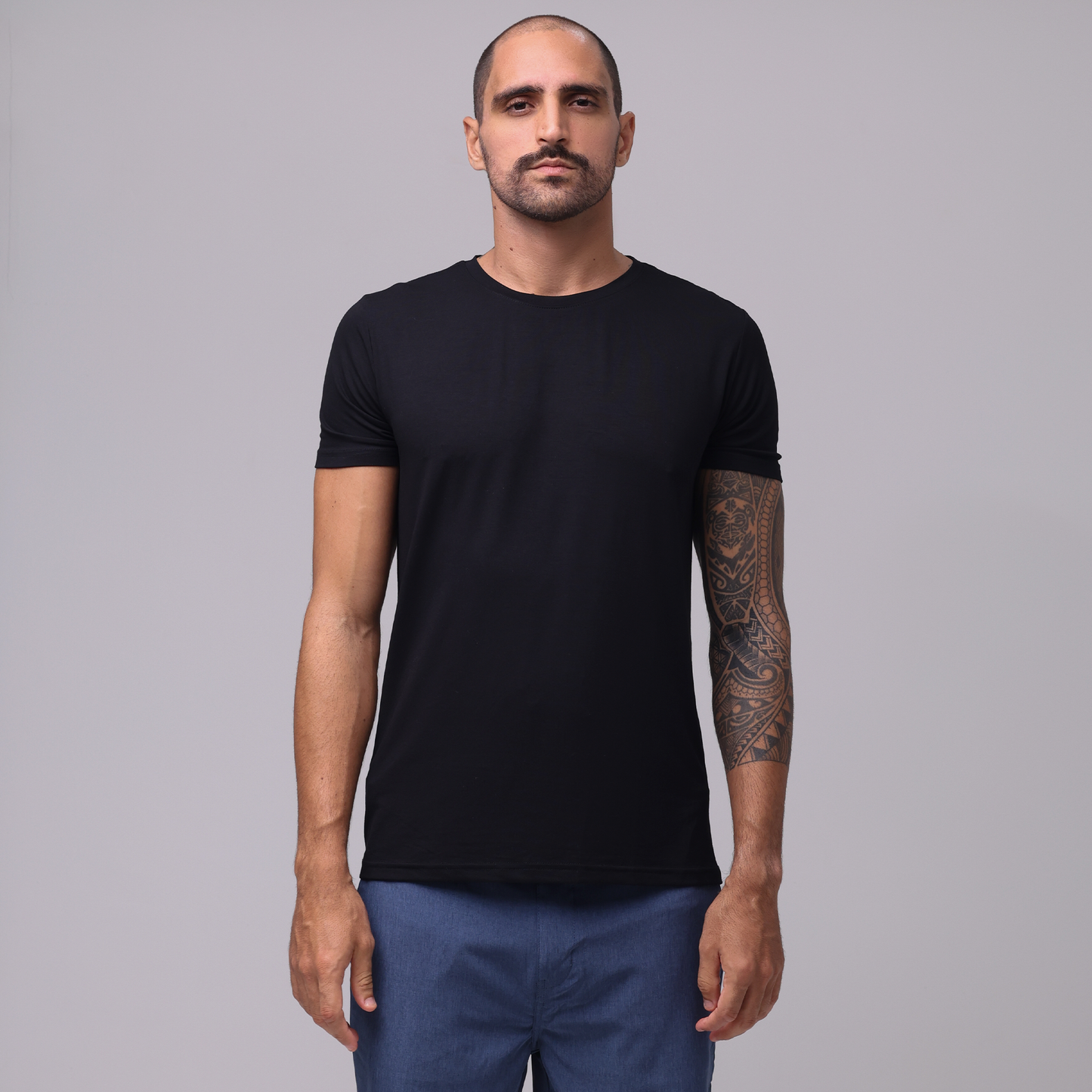 Camiseta Essential Modal - Preta